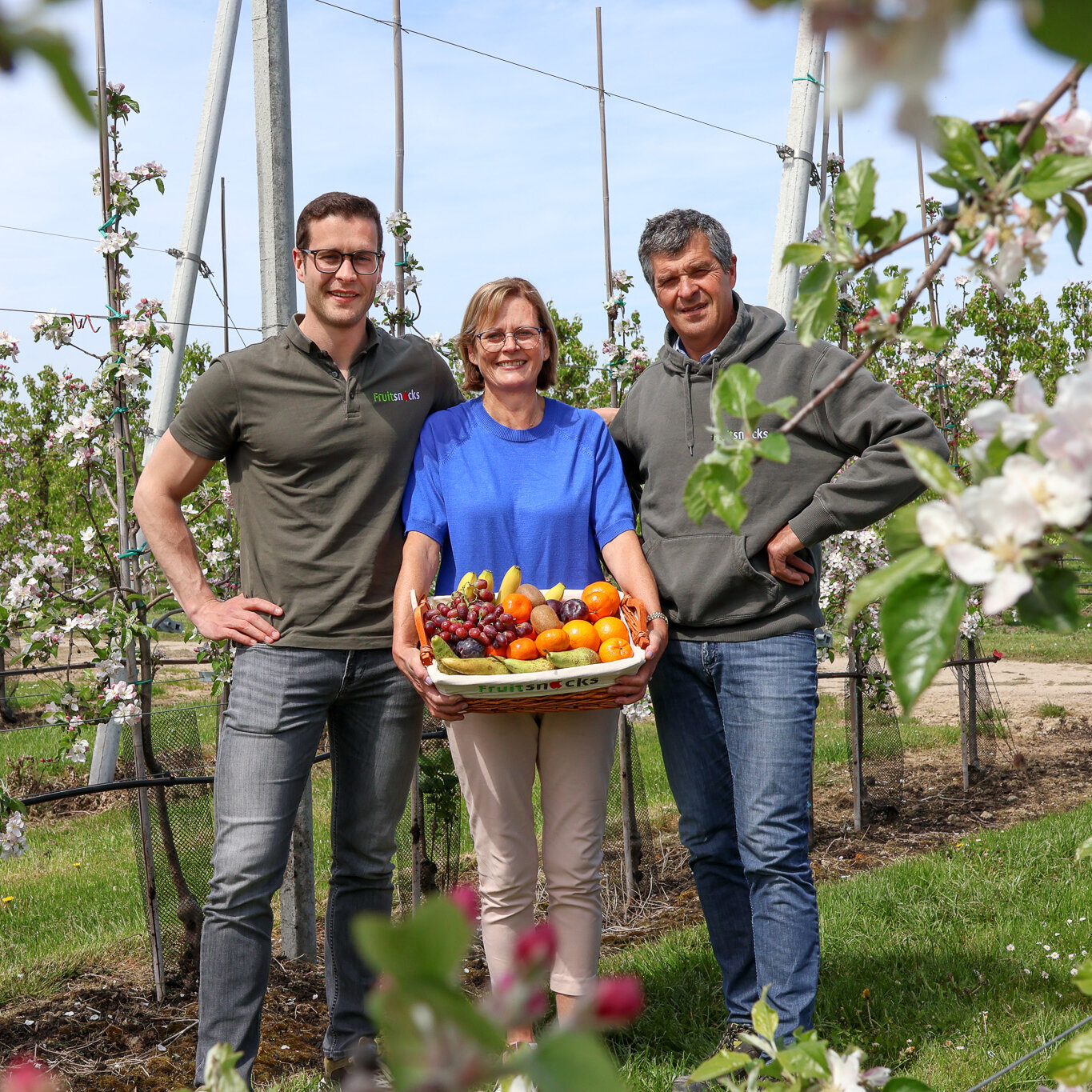 De Fruitsnacks-familie zorgt voor fruit, groenten en melk bij jou op school!